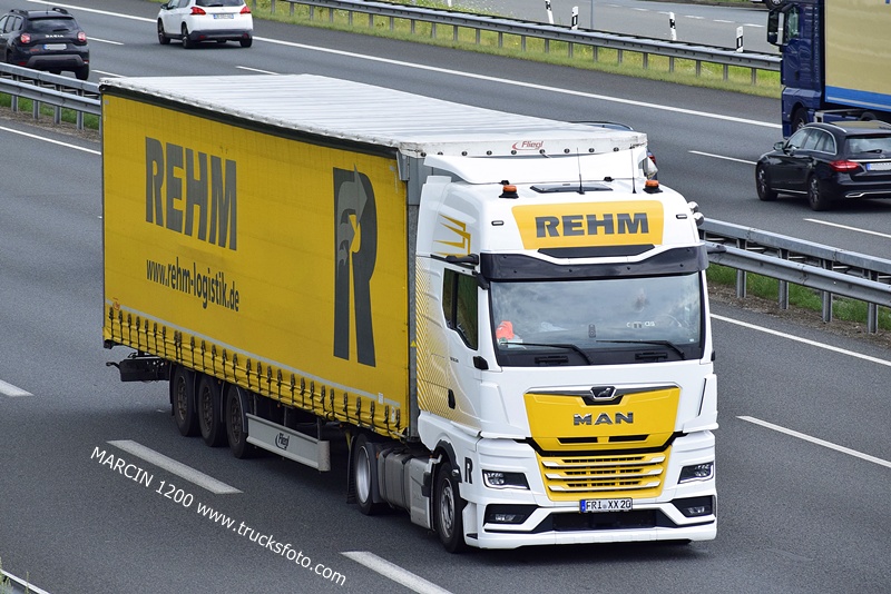 _DSC9323 REHM-crop-MAN TGX II Optiview.JPG