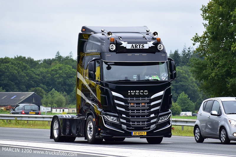 _DSC0148 ARTS-crop-IVECO S-WAY.JPG