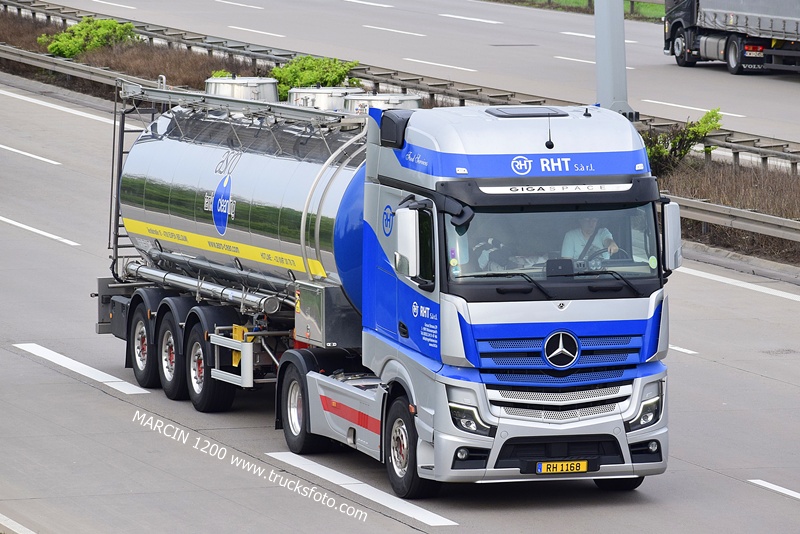 _DSC5436 RHT-crop-ACTROS MP5.JPG