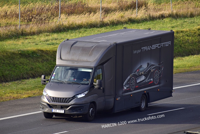 _DSC5441 BUS IVECO-crop-DAILY-D4TTT.JPG