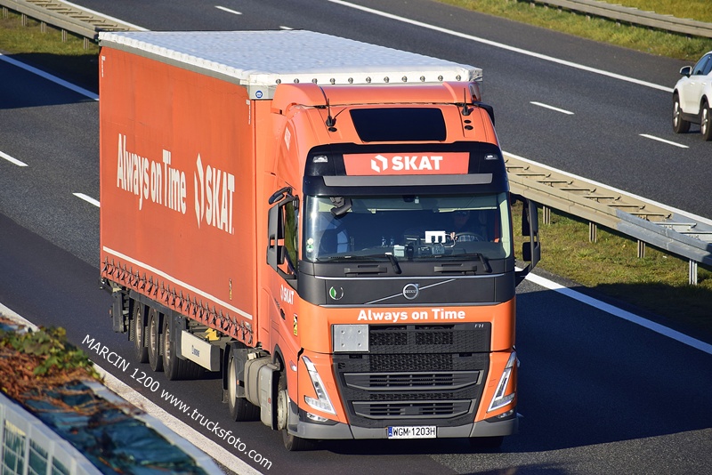 _DSC3819 SKAT-crop-VOLVO FH5.JPG