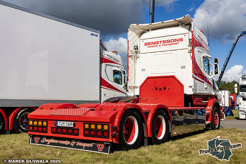 Scania 164L V8 - Bengtssons.jpg