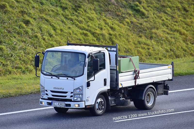 _DSC4850 ISUZU-crop-----.JPG