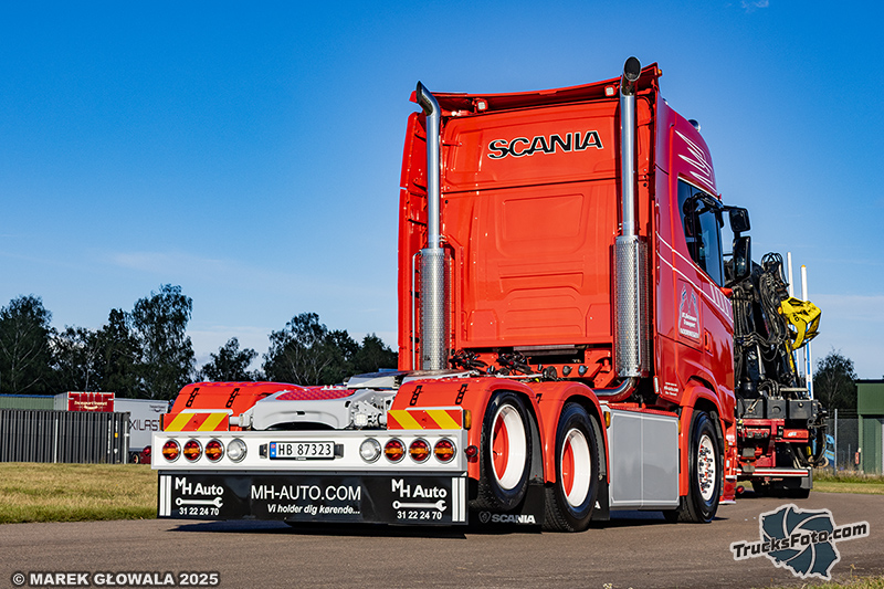Scania 580S - BT. Ostensen.jpg