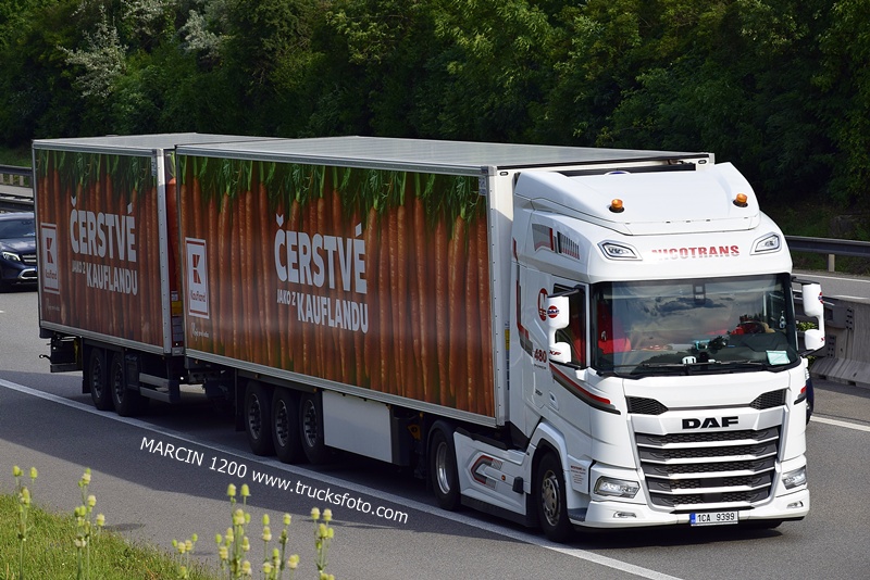 _DSC7262 NICOTRANS-crop-DAF XF-25,25m LKW.JPG