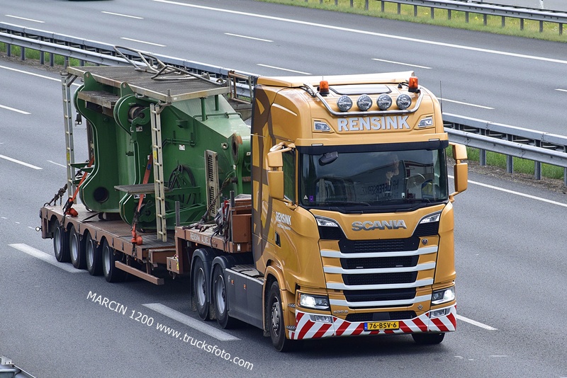 _DSC8656 RENSINK-crop-SCANIA S530 V8.JPG