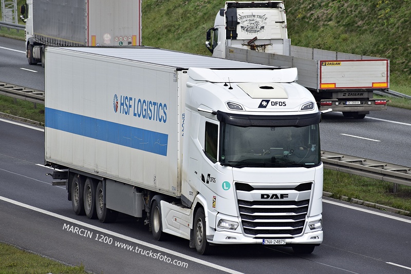 _DSC2895 DFDS-crop-DAF XG.JPG