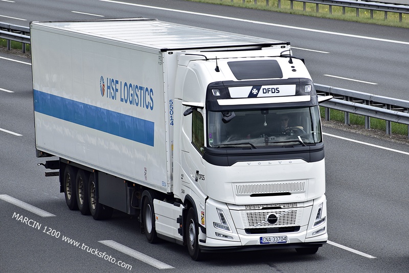 _DSC8967 DFDS-crop-VOLVO FH AERO.JPG