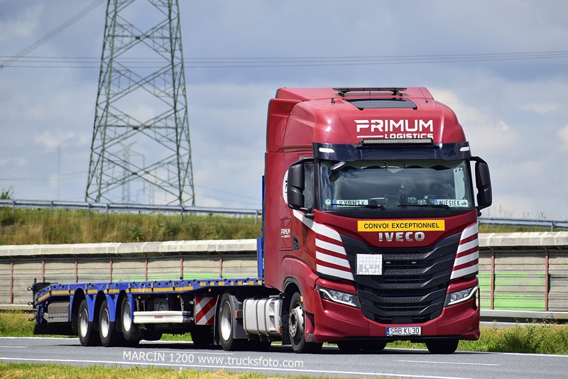 PRIMUM LOGISTICS (2)-crop-IVECO S-WAY.JPG
