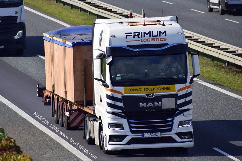 _DSC2560 PRIMUM LOGISTICS-crop-MAN TGX II.JPG