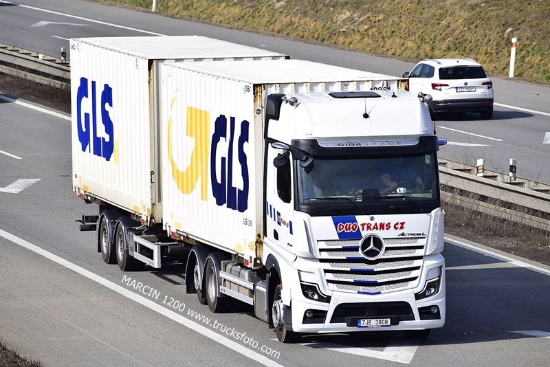 _DSC2465 DUO TRANS CZ-crop-ActrosL MP5.JPG