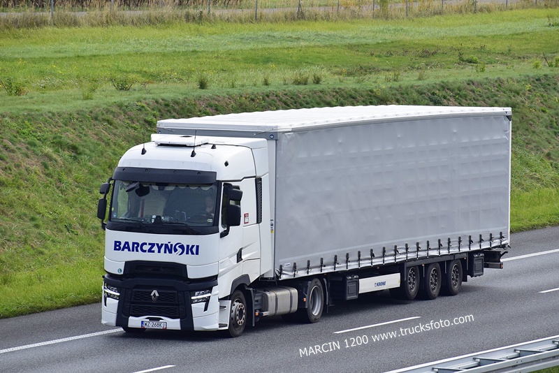 _DSC2807 BARCZYŃSKI-crop-RENAULT RANGE-T EVO.JPG