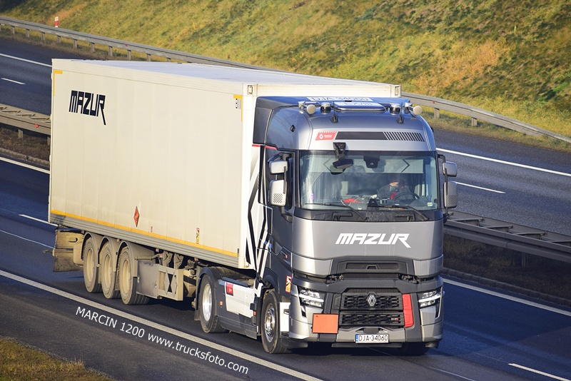 _DSC7584 MAZUR-crop-RENAULT RANGE-T EVO.JPG