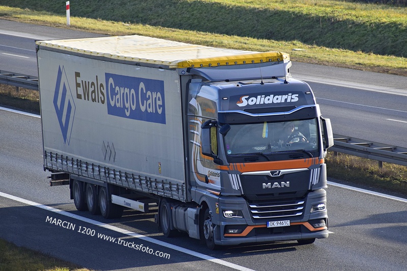 _DSC7911 SOLIDARIS-crop-MAN TGX II.JPG