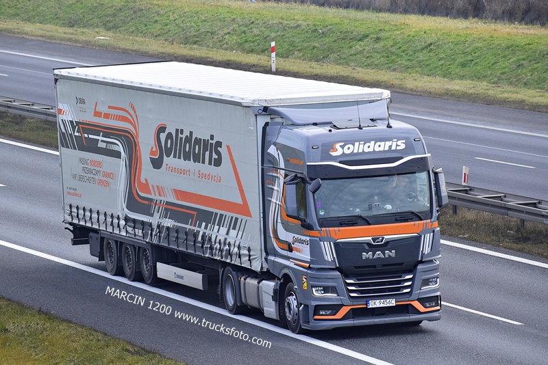 _DSC8811 SOLIDARIS-crop-MAN TGX II.JPG