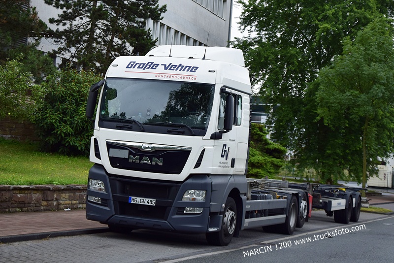 _DSC4398 GROBE VEHNE-crop-Große-Vehne-MAN TGX.JPG