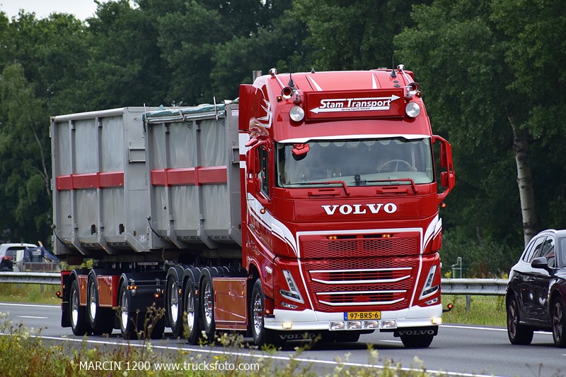_DSC0982 STAM TRANSPORT-crop-VOLVO FH5.JPG