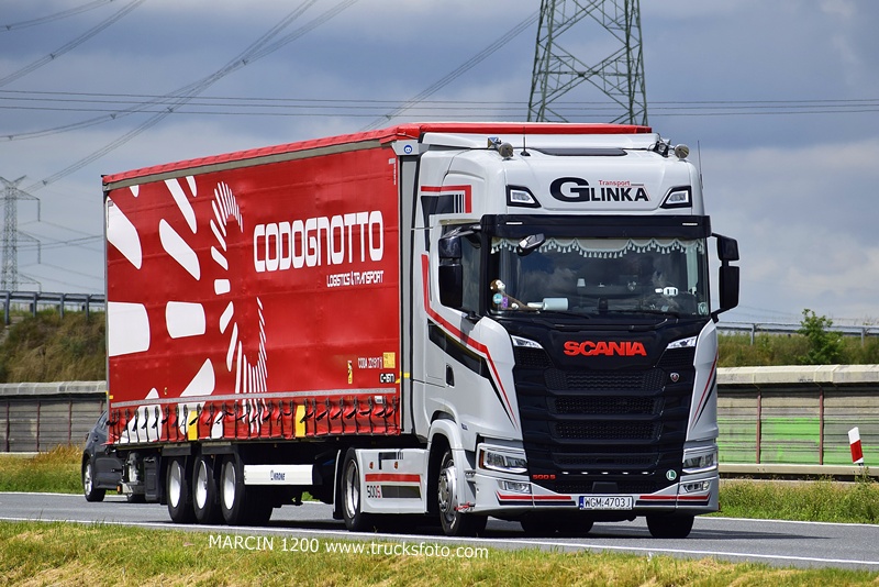 GLINKA-crop-SCANIA S500.JPG