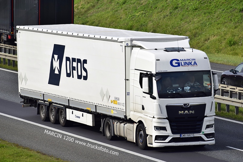 _DSC2705 MARCIN GLINKA-crop-MAN TGX II.JPG