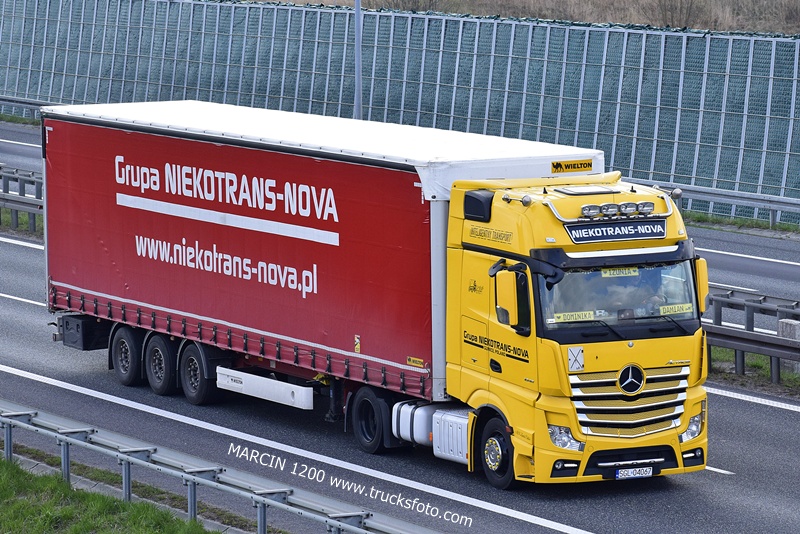 _DSC4738 NIEKOTRANS-NOVA-crop-ACTROS MP4.JPG
