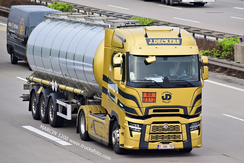 _DSC5431 J.DECKERS-crop-RENAULT RANGE-T EVO.JPG