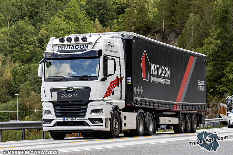 MAN TGX - Pentagon.jpg