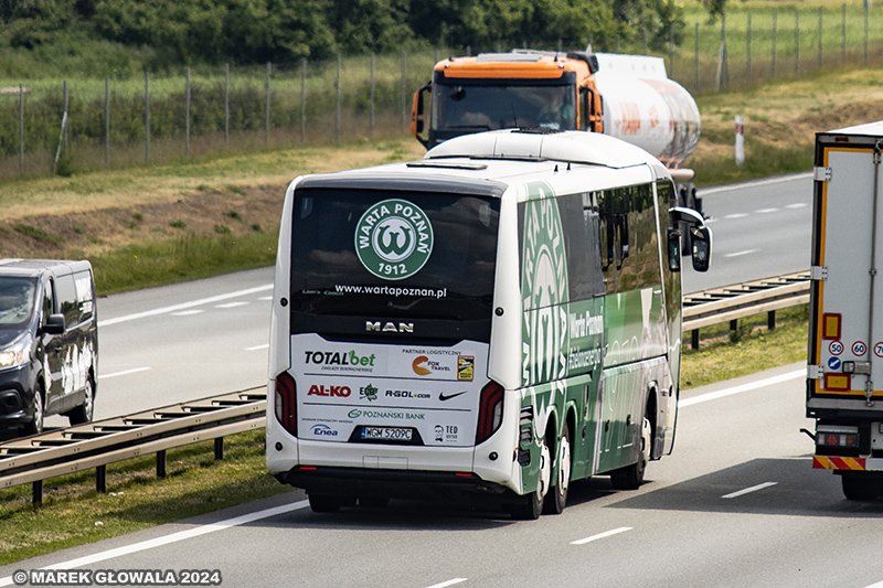 MAN Lions Coach L - Warta Poznań.jpg
