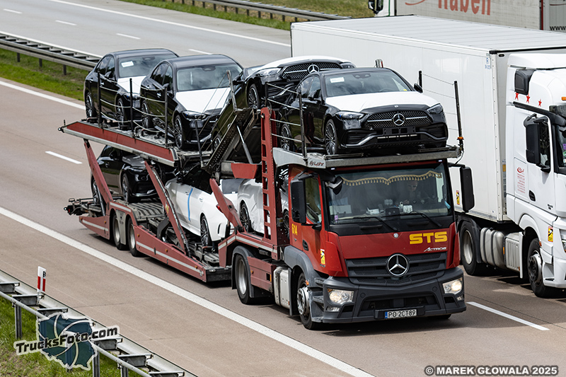 Mercedes-Benz Actros - STS 614.jpg
