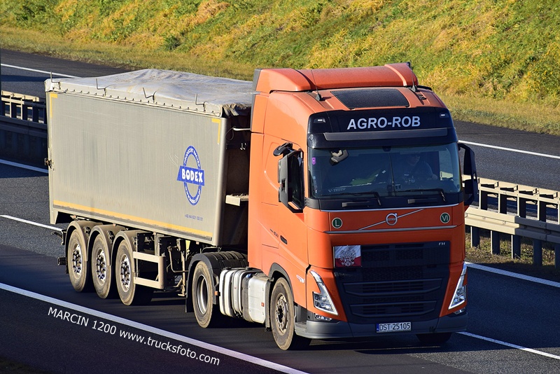 _DSC7241 AGRO ROB-crop-VOLVO FH5.JPG