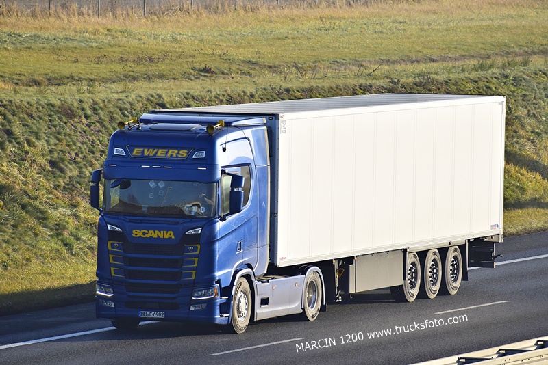 _DSC8468 EWERS-crop-SCANIA S.JPG