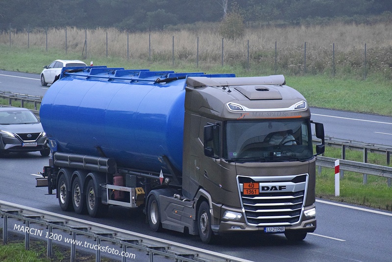 _DSC00011 (2099) MAL-SPED-crop-DAF XG.JPG