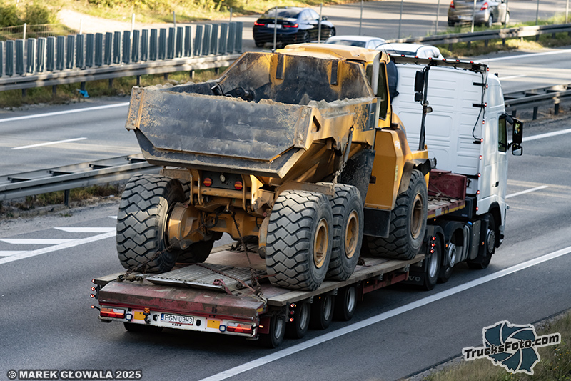 Volvo FH3 wozidło.jpg