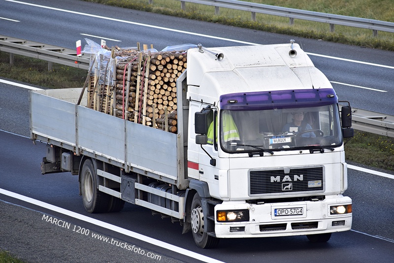 _DSC4999 MAN F2000-crop---------.JPG