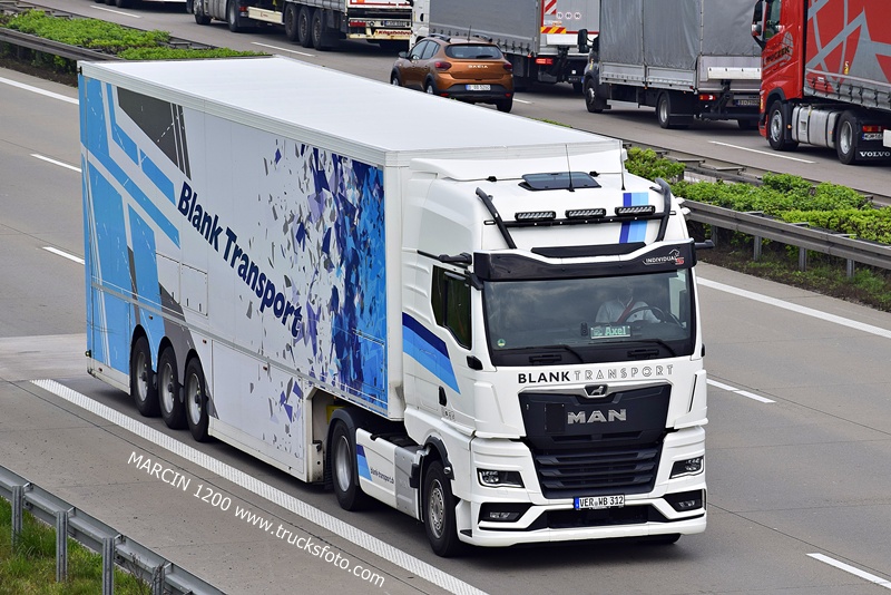 _DSC4241 BLANK TRANSPORT-crop-MAN TGX II INDYVIDUAL OPTIVIEW.JPG