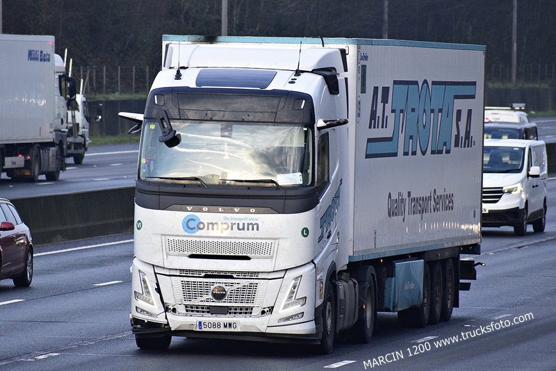 _DSC9299 TROTA-crop-VOLVO FH AERO.JPG