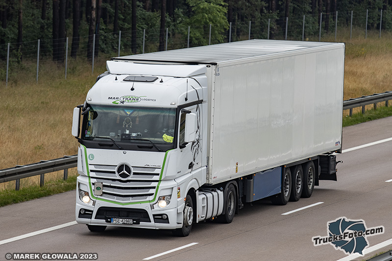 Mercedes-Benz Actros MP4 - Mar-Trans.jpg