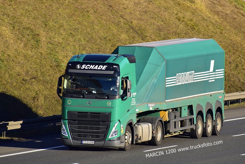 _DSC8813 SCHADE-crop-VOLVO FH5.JPG