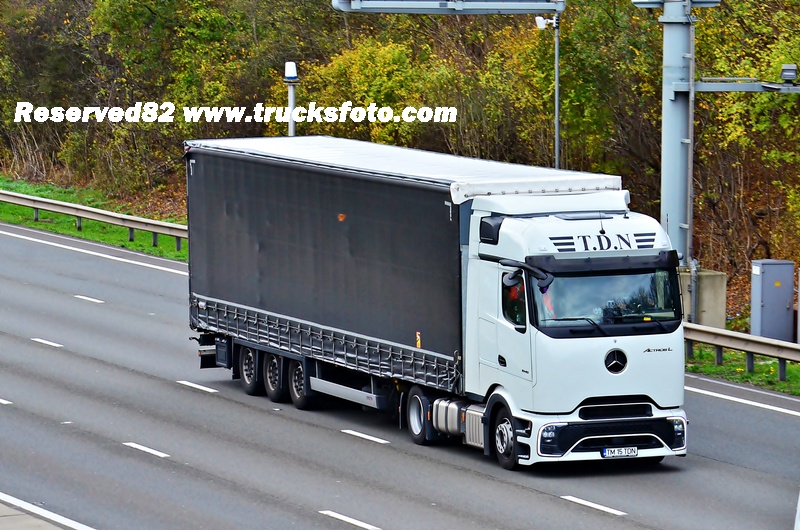 DSC_7683 T.D.N Procabin Mercedes.JPG