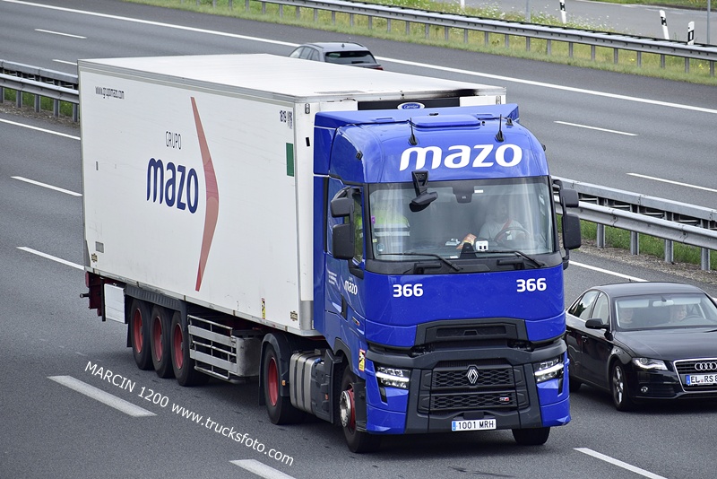 _DSC8994 MAZO-crop-RENAULT RANGE-T EVO.JPG