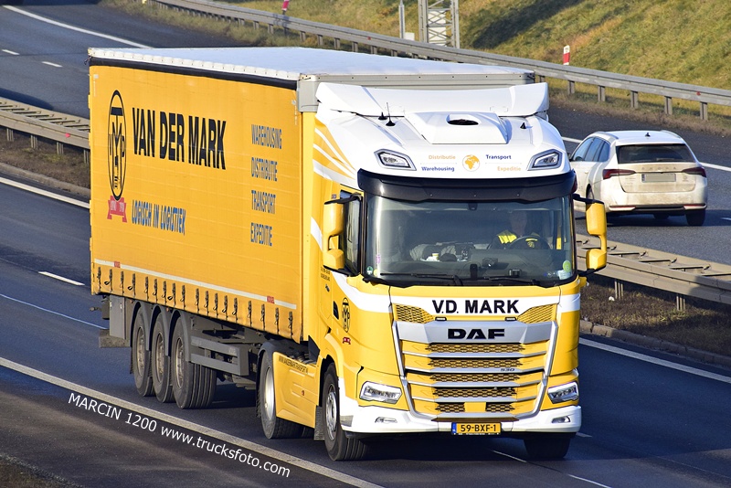 _DSC7680 Van der Mark-crop-DAF XF.JPG