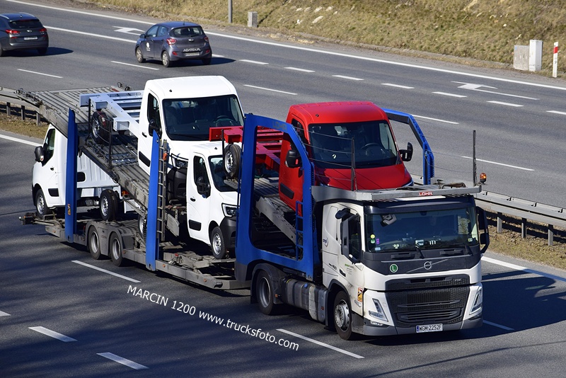_DSC3081 CMPL-crop-VOLVO FM5.JPG