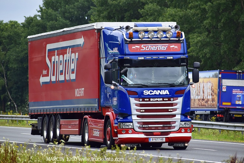 _DSC0263 SCHERTLER-crop-SCANIA R490.JPG