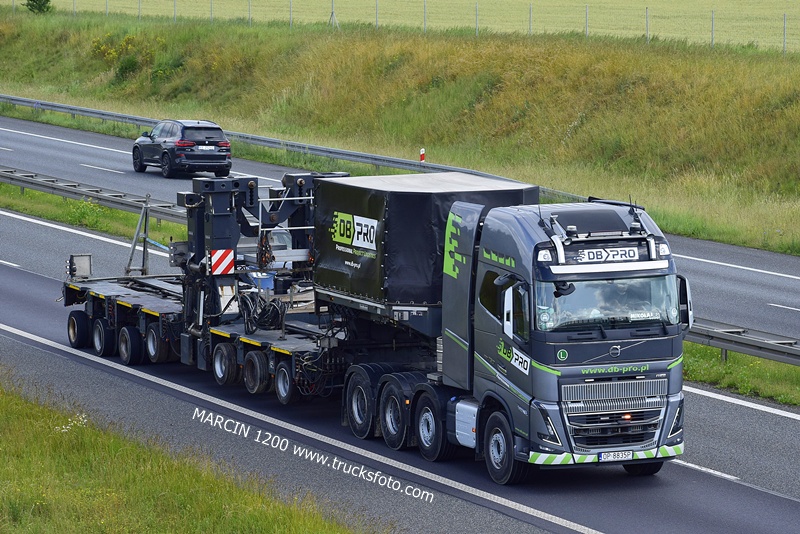 DB PRO-crop-Volvo FH16 750.JPG