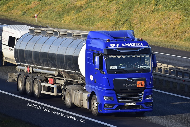 _DSC6956 UT A.MAGIERA-crop-MAN TGX II.JPG