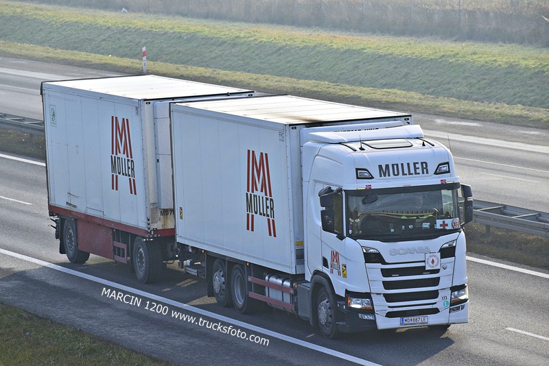 _DSC7557 MULLER-crop-SCANIA R410 NG-BLOOD PLASMA TRANSPORT.JPG