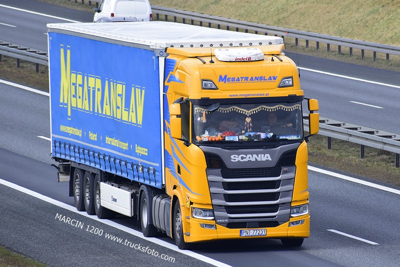 _DSC4611 MEGATRANSLAW-crop-SCANIA S450.JPG