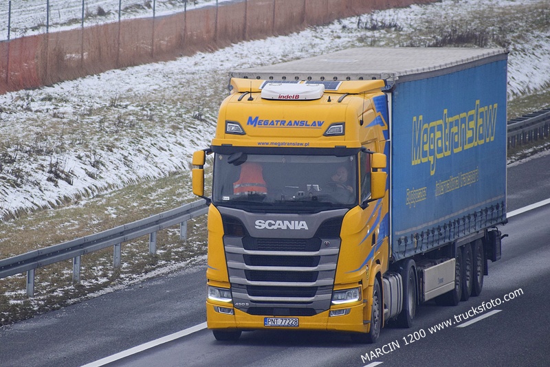 _DSC9584 MEGATRANSLAW-crop-SCANIA S450.JPG