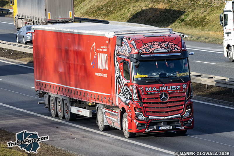 Mercedes-Benz Actros - Majnusz.jpg