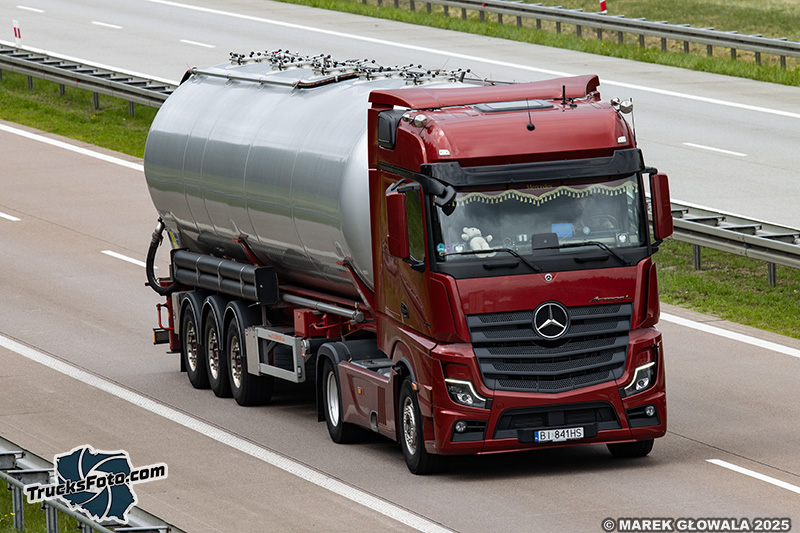 Mercedes-Benz ActrosL.jpg