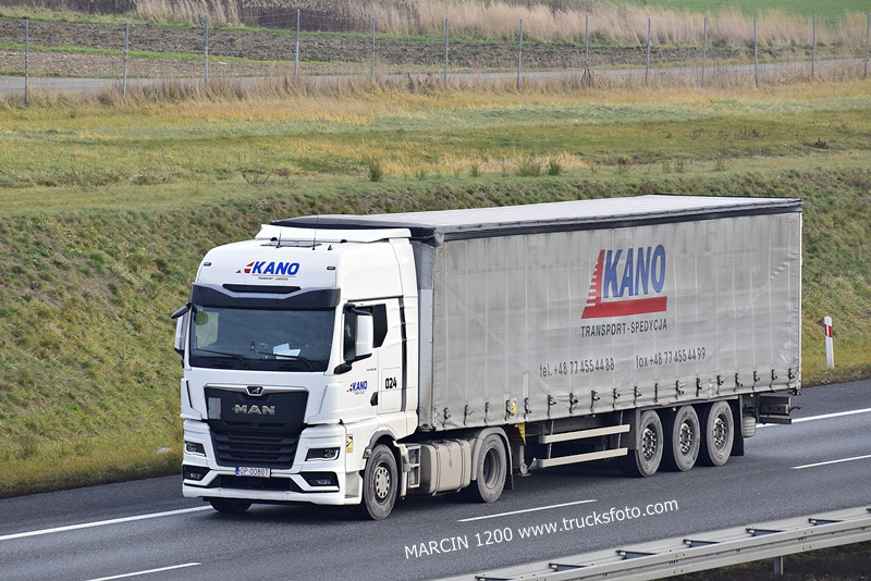 _DSC8689 KANO-crop-MAN TGX II.JPG